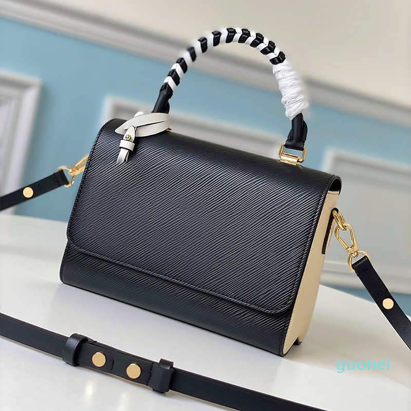 2021 trade original single female handbag High-quality genuine leather cosmetic bag Luxury big designer messenger bag European, American, Dust bag
2021 trade original single female handbag High-quality genuine leather cosmetic bag Luxury big designer messenger bag European, American, Dust bag