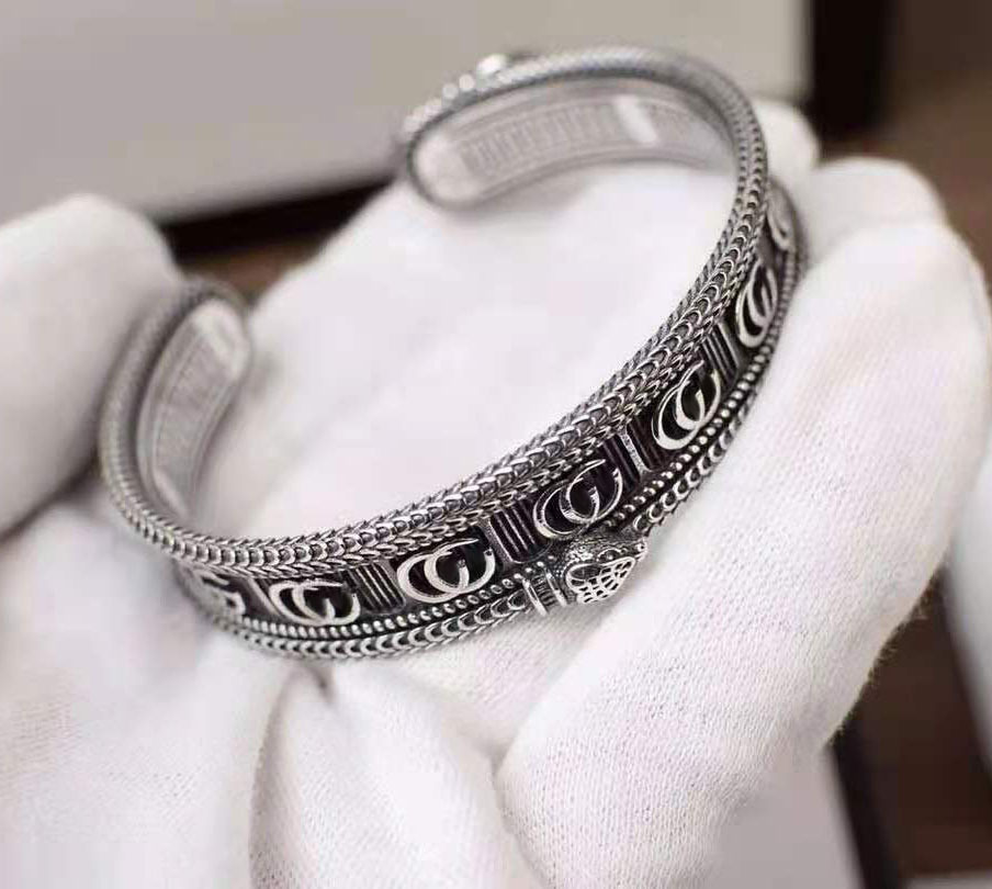 70% OFF Luxury Jewelry Gujiayin double stripe three dimensional King Snake open gear edging trendy men's Bracelet
70% OFF Luxury Jewelry Gujiayin double stripe three dimensional King Snake open gear edging trendy men's Bracelet
