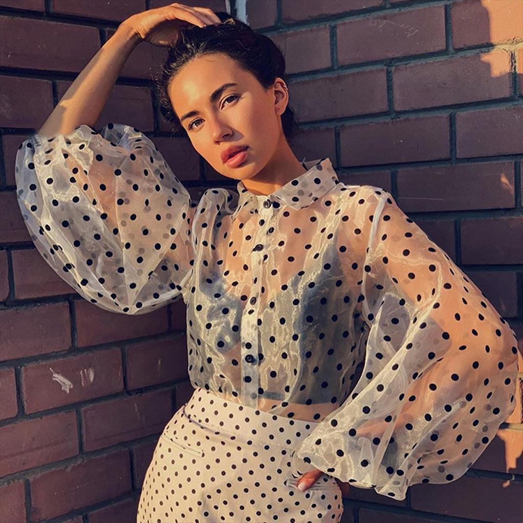 fashion v neck polka dot womens shirts puff sleeve see through retro mesh loose button blouse high street office lady, White
fashion v neck polka dot womens shirts puff sleeve see through retro mesh loose button blouse high street office lady, White