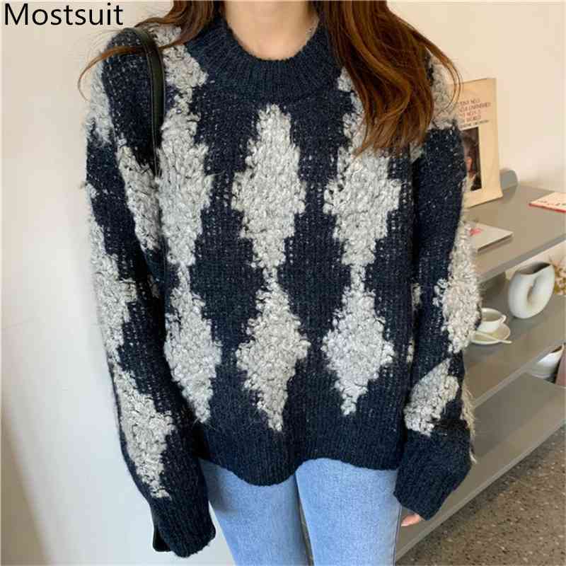 Diamonds Plaid Knitted Thicken Pullover Sweater Women Long Sleeve O-neck Korean Casual Fashion Warm Loose Tops Sweaters 210518, Red
Diamonds Plaid Knitted Thicken Pullover Sweater Women Long Sleeve O-neck Korean Casual Fashion Warm Loose Tops Sweaters 210518, Red