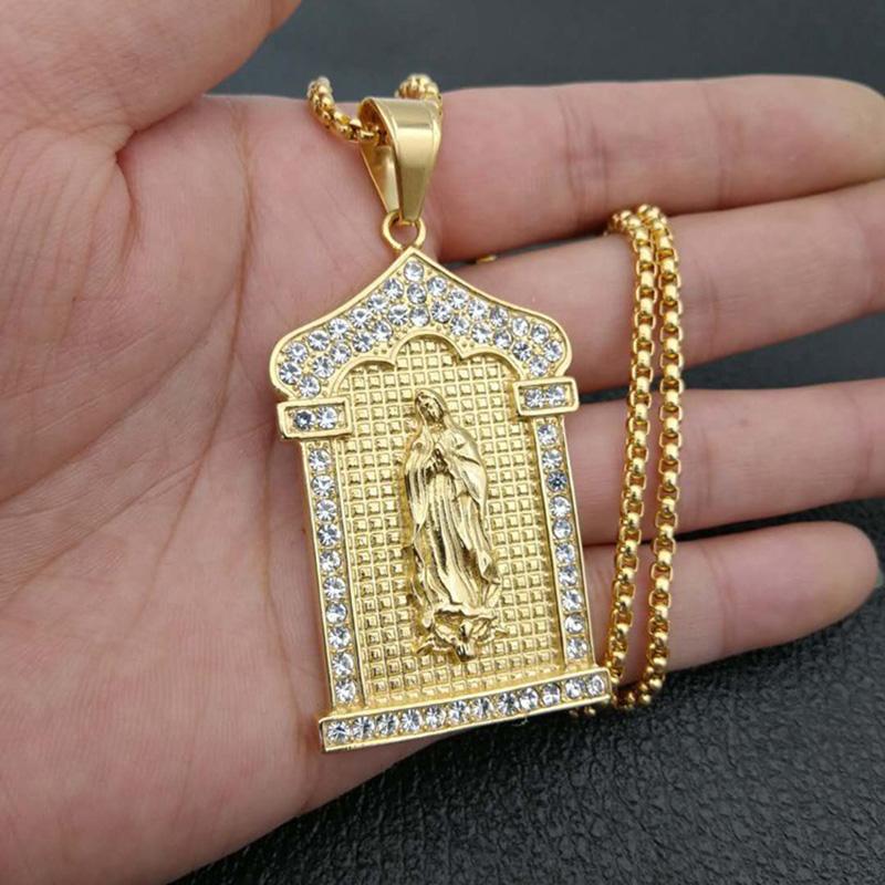 Pendant Necklaces Hip Hop Rhinestones Paved Bling Iced Out Gold Stainless Steel Geometric Square Virgin Mary Pendants Necklace For Men Jewel
Pendant Necklaces Hip Hop Rhinestones Paved Bling Iced Out Gold Stainless Steel Geometric Square Virgin Mary Pendants Necklace For Men Jewel