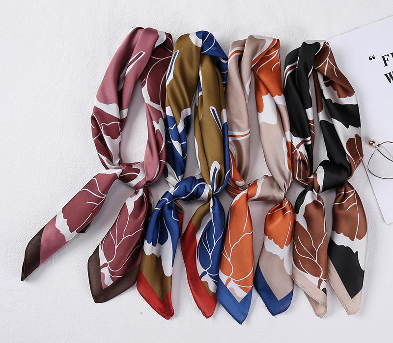 Scarves 2021 Designed Square Printed Scarf For Spring And Summer Hair Band Foulard Neck Woman's Shawl /Scarves 70*70cm, Blue;gray
Scarves 2021 Designed Square Printed Scarf For Spring And Summer Hair Band Foulard Neck Woman's Shawl /Scarves 70*70cm, Blue;gray