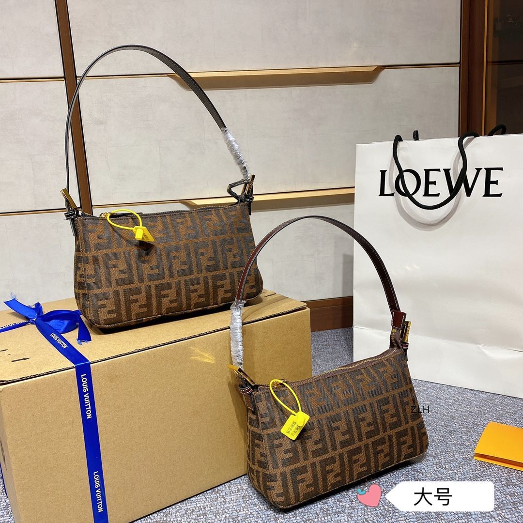 large-capacity handbagsWomen Luxurys Designers Autumn and Winter 2021 New Weiye Same Net Red Vintagef Letter Canvas Underarm Bag Single Shou, Small with black leather
large-capacity handbagsWomen Luxurys Designers Autumn and Winter 2021 New Weiye Same Net Red Vintagef Letter Canvas Underarm Bag Single Shou, Small with black leather