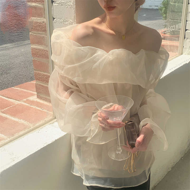 Korejpaa Women Shirt Summer Korean Chic Gentle Sweet Geminine Thin One-Neck Loose Clavicle Long-Sleeved Sunscreen Blouses 210526