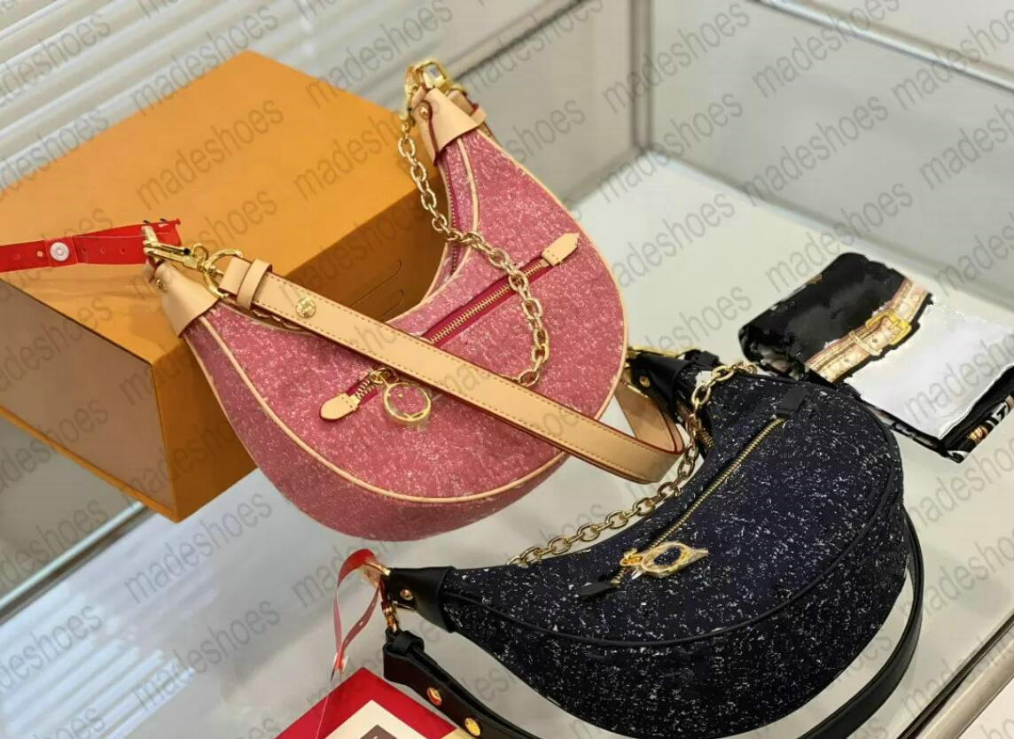 Denim Loop Half-moon Chain Baguette Croissant Bag Monograms Handbag Cross Body 1854 Jacquard Ecru-colored Designer Cruise 2022 Shoulder Bag
Denim Loop Half-moon Chain Baguette Croissant Bag Monograms Handbag Cross Body 1854 Jacquard Ecru-colored Designer Cruise 2022 Shoulder Bag