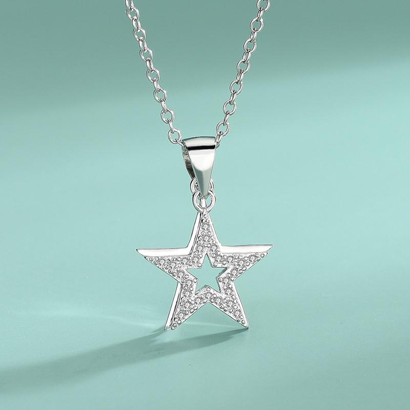 Chains S925 Sterling Silver Hollow Out Fashion Five-pointed Star Ladies Secklace Clavicle Chain The Stars Jewelry Pendant Necklace
Chains S925 Sterling Silver Hollow Out Fashion Five-pointed Star Ladies Secklace Clavicle Chain The Stars Jewelry Pendant Necklace