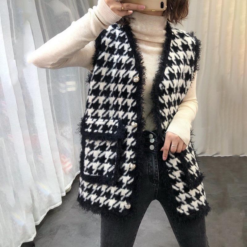 Women's Vests Fashion Houndstooth Mink Velvet Vest Women Coats Autumn 2021 Streetwear Veste Femme Chaquetas Fringed Jackets Mujer, Black;white 
Women's Vests Fashion Houndstooth Mink Velvet Vest Women Coats Autumn 2021 Streetwear Veste Femme Chaquetas Fringed Jackets Mujer, Black;white