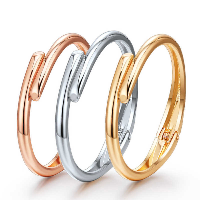 2020 Top Quality Fashion Bangles Alloy Simple Bracelet & Bangles for Women Q0719
2020 Top Quality Fashion Bangles Alloy Simple Bracelet & Bangles for Women Q0719