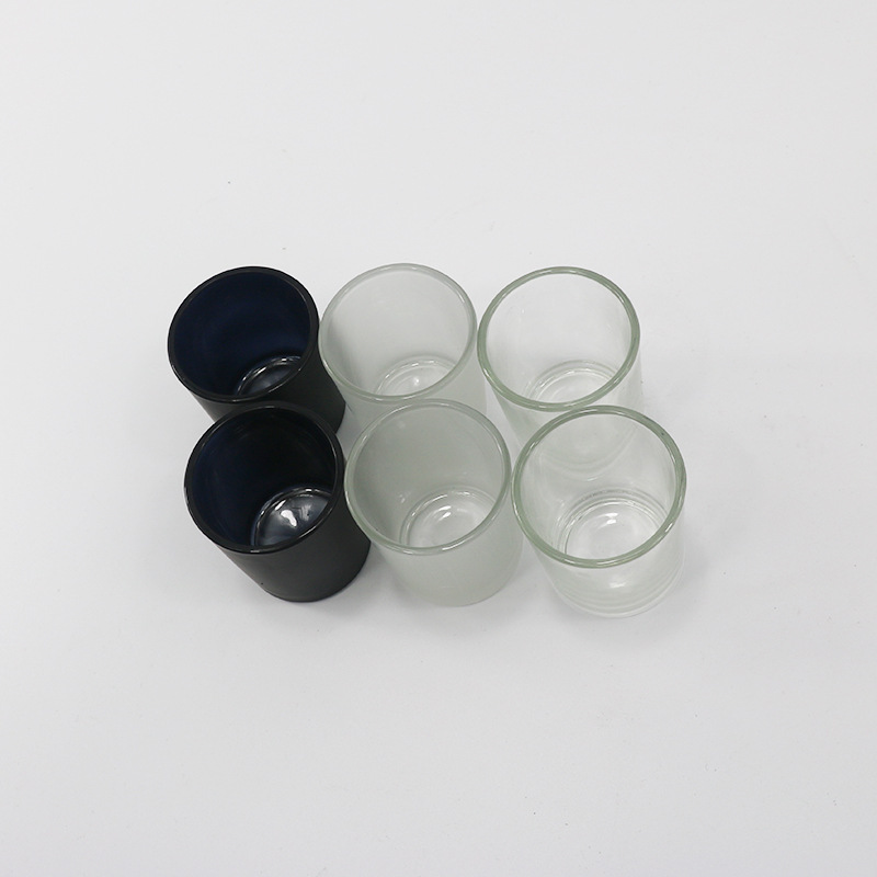 2021 new wholesale 5x6cm black white red Matte transparent glass candle empty cup DIY candle container
2021 new wholesale 5x6cm black white red Matte transparent glass candle empty cup DIY candle container