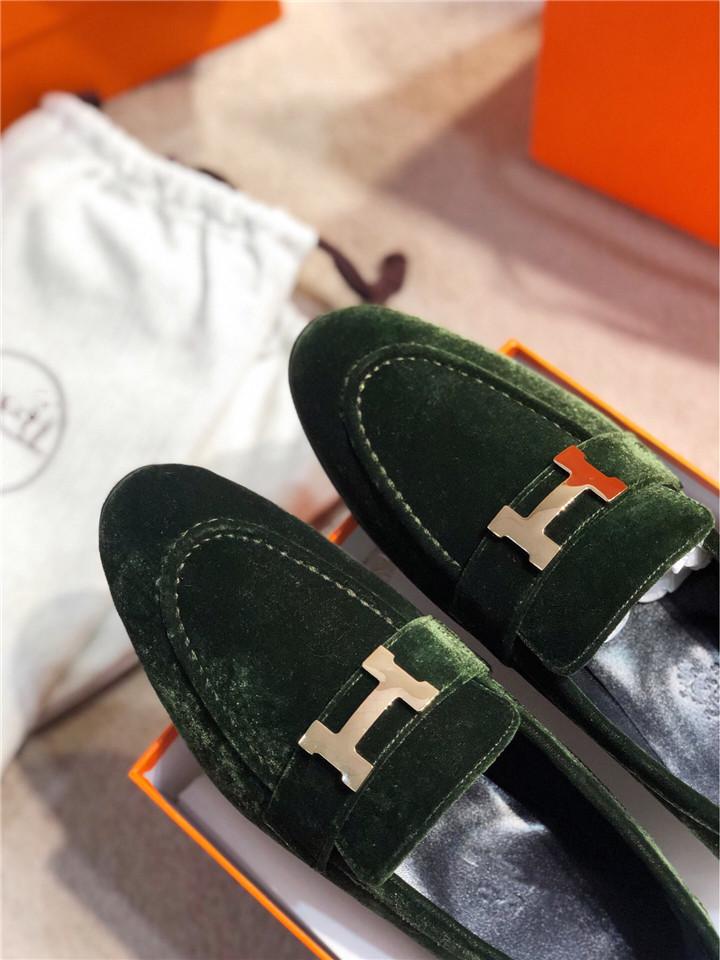 MM designer Women flats 2021 slip-on walking shoes Luxury female sneakers solid casual shoe woman sneaker zapatillas mujer 11, Black
MM designer Women flats 2021 slip-on walking shoes Luxury female sneakers solid casual shoe woman sneaker zapatillas mujer 11, Black
