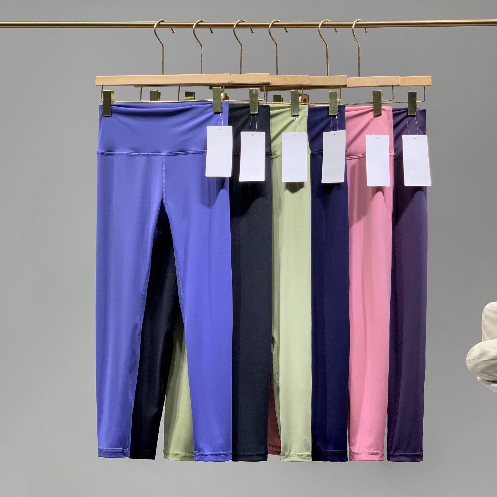 Women Designer Sexy Yoga Pants Sport Leggings Black Skinny Gym Wear Elastic Fitness Girls Indoor Trousers Yoga Pants
Women Designer Sexy Yoga Pants Sport Leggings Black Skinny Gym Wear Elastic Fitness Girls Indoor Trousers Yoga Pants