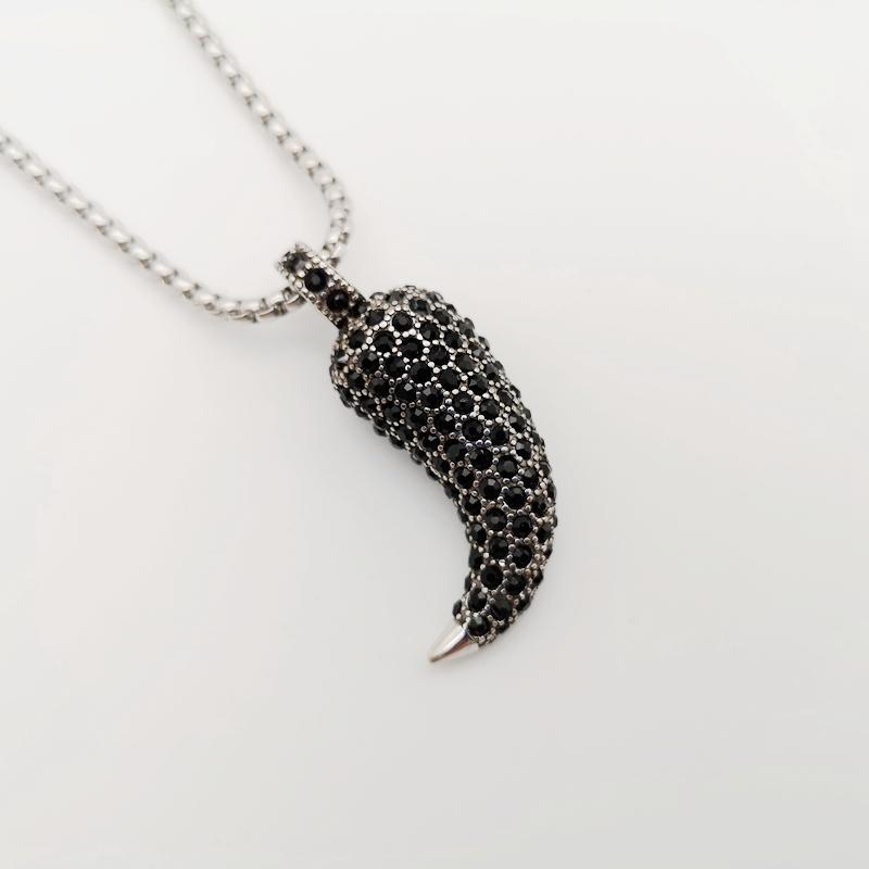 Pendant Necklaces 2021 Women Creative Stainless Steel Pepper Necklace Full CZ Stones Chilli Fashion
Pendant Necklaces 2021 Women Creative Stainless Steel Pepper Necklace Full CZ Stones Chilli Fashion