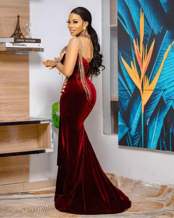 Burgundy Velvet Mermaid Evening Dresses 2022 Arabic Aso Ebi African High Neck Applique Lace Beaded Tassel Prom Reception Gowns