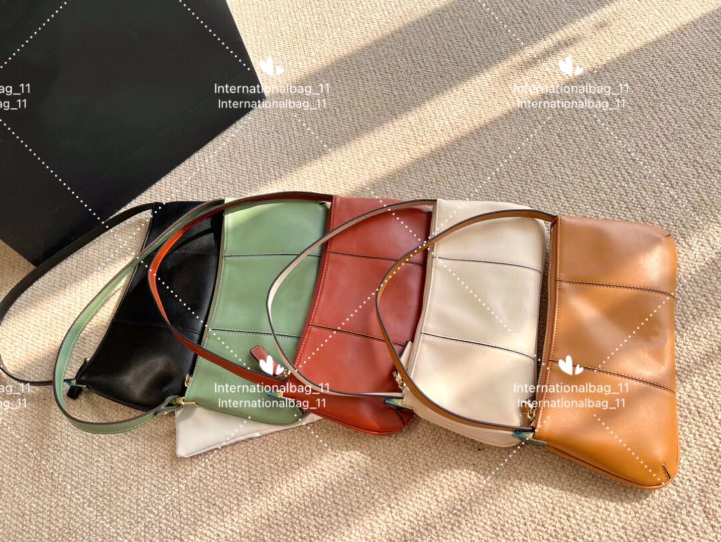 Totes Small pure fresh and classic leather all luxury design ladies retro elegant handbag alar package with high quality Underarm bag
Totes Small pure fresh and classic leather all luxury design ladies retro elegant handbag alar package with high quality Underarm bag