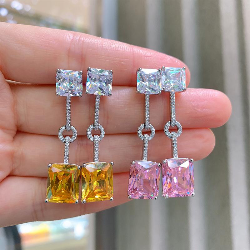 Dangle & Chandelier Funmode Luxury Clear Yellow Cubic Zircon Drop Earring Pendientes Mujer Jewelry Boucle D'oreille Femme Gift FE360, Silver
Dangle & Chandelier Funmode Luxury Clear Yellow Cubic Zircon Drop Earring Pendientes Mujer Jewelry Boucle D'oreille Femme Gift FE360, Silver