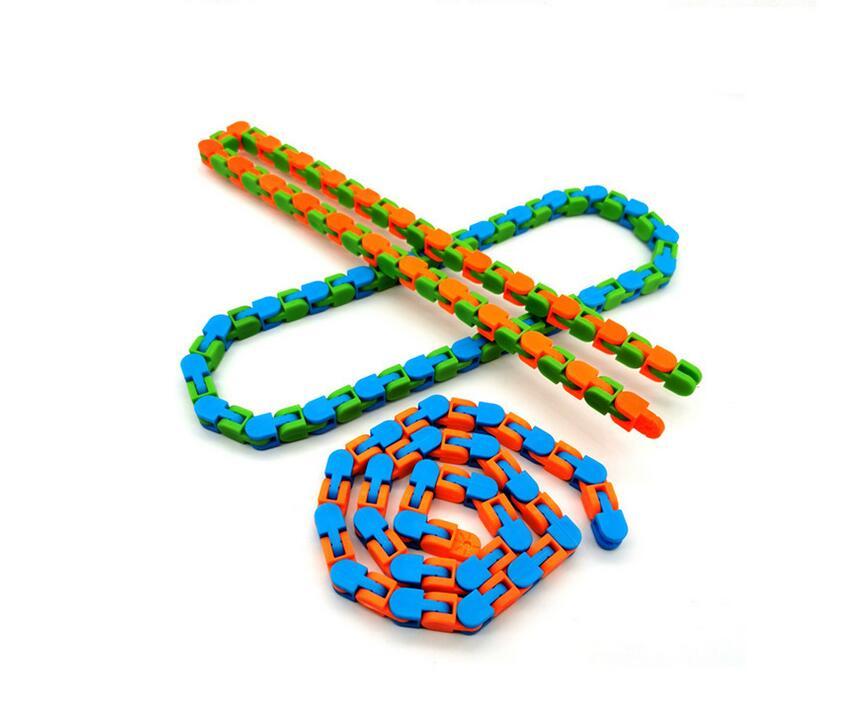 Wacky Tracks Snap and Click Fidget Toys Snake Puzzles Toys for Kids Adults Party ADHD Autism Stress Relief Keeps Fingers Busy fy7623