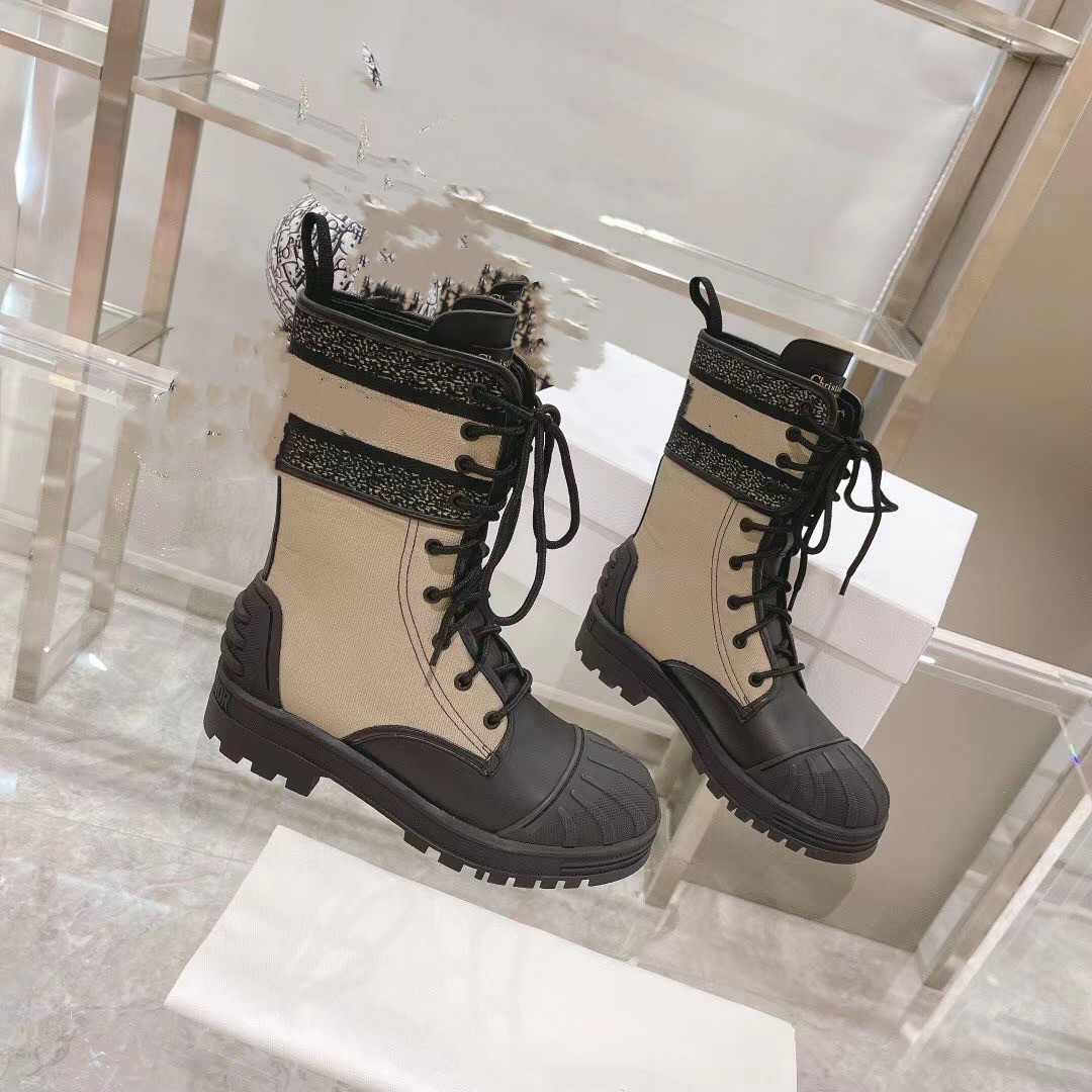 2021 women designer brand boots motocycle booties Platform womens winter boot leather flamingos Chunky heel 0723, 02
2021 women designer brand boots motocycle booties Platform womens winter boot leather flamingos Chunky heel 0723, 02