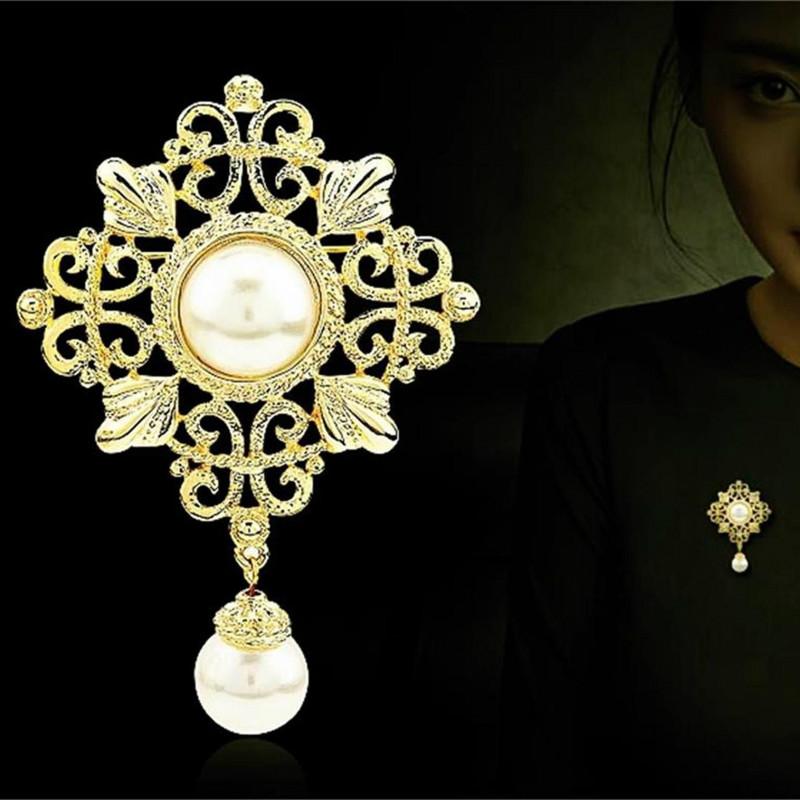 Pins, Brooches Retro Crystal Brooch Jewelry Luxury Female Pearl Rhinestone Lapel Pins And Shawl Scarf Buckle Dadge Women Accessories
Pins, Brooches Retro Crystal Brooch Jewelry Luxury Female Pearl Rhinestone Lapel Pins And Shawl Scarf Buckle Dadge Women Accessories