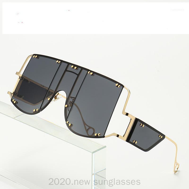 Sunglasses Fashion Square Red Colors Men 2021 Vintage Brand Designer Oversize Sun Glasses Women Shades FML1
Sunglasses Fashion Square Red Colors Men 2021 Vintage Brand Designer Oversize Sun Glasses Women Shades FML1