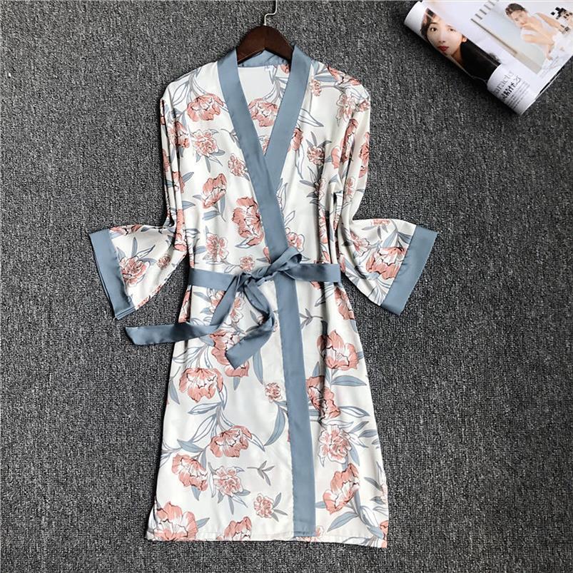 spring summer satin silk womens sleepwears bathrobe thin nightshirts loose robes flower print sleepwear, Black;red
spring summer satin silk womens sleepwears bathrobe thin nightshirts loose robes flower print sleepwear, Black;red