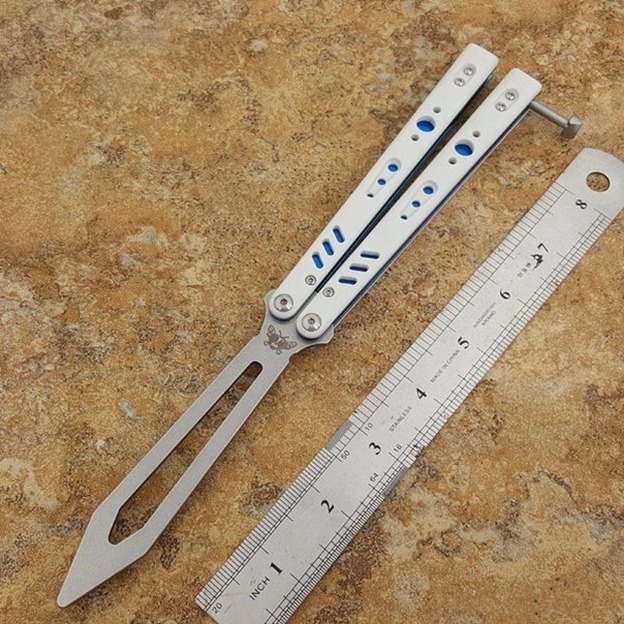 balisong white Rep replicant butterfly D2 G10 handle trainer training knife Crafts Martial arts Collection knvies xmas gift
balisong white Rep replicant butterfly D2 G10 handle trainer training knife Crafts Martial arts Collection knvies xmas gift