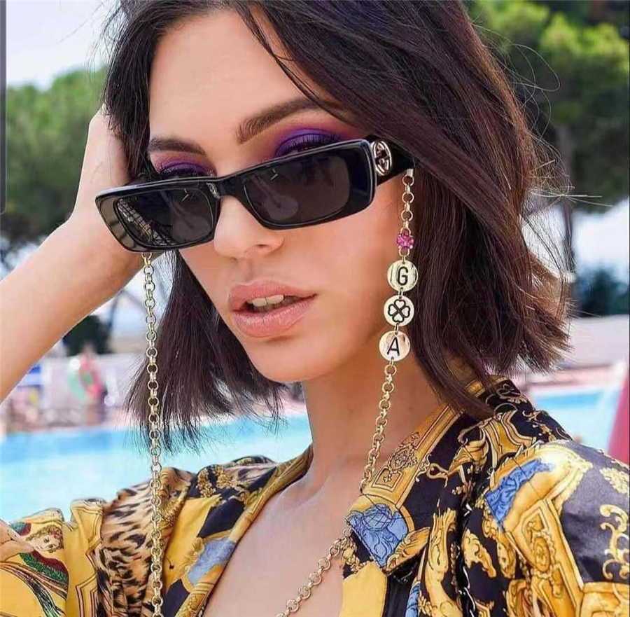 UV400 Sunglasses: Stylish Hinge Sunglasses for Men and Women with UV Protection Z260306