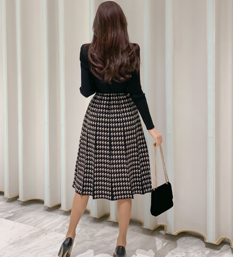 Arrived Korean Autumn Elegant Knitted Plaid Patchwork Women Dress Long Sleeve O-neck Lace-up Bow Pleated Midi Dresses 210519