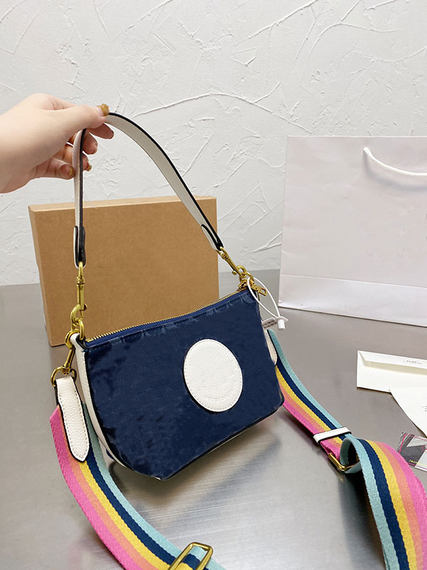 New style female underarm bag shoulder moon bud bag leather stitching denim messenger mahjong bags, Not sale
New style female underarm bag shoulder moon bud bag leather stitching denim messenger mahjong bags, Not sale