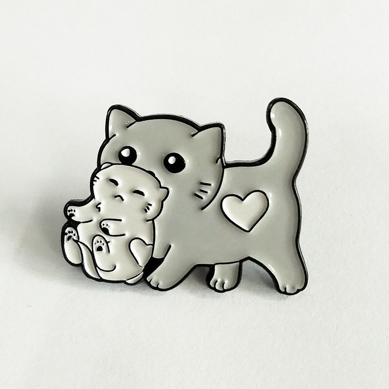 Cartoon Brooches The Mother Cat Catches Kitten Enamel Pins Children's Gifts Lapel Decoration Badge, Gray
Cartoon Brooches The Mother Cat Catches Kitten Enamel Pins Children's Gifts Lapel Decoration Badge, Gray