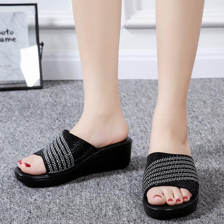 Slippers Genuine Leather Women's Shoes Summer Platform Sandals Plus Size Rhinestone Casual Wedges Slides, White
Slippers Genuine Leather Women's Shoes Summer Platform Sandals Plus Size Rhinestone Casual Wedges Slides, White