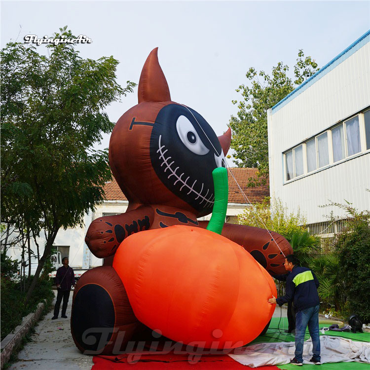 5m Height Outdoor Halloween Character Scary Inflatable Evil Cat Doll Balloon Holding A Pumpkin For Advertising Show And Party Decoration