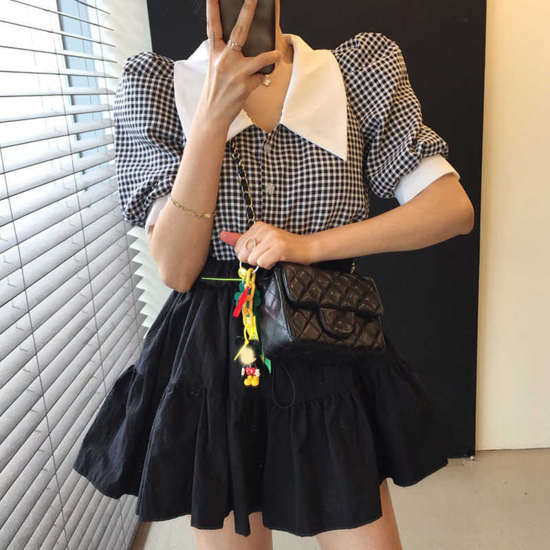 Korejpaa Women Shirt Summer Korean Niche Retro Hit Color Pointed Collar Stitching Plaid Single-Breasted Puff Sleeve Blouse 210526