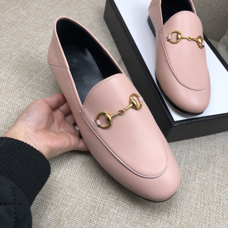 2021 designer women shoes leisure low top high top sports shoes leather sports shoes luxurys designers TPU bottom, 01
2021 designer women shoes leisure low top high top sports shoes leather sports shoes luxurys designers TPU bottom, 01