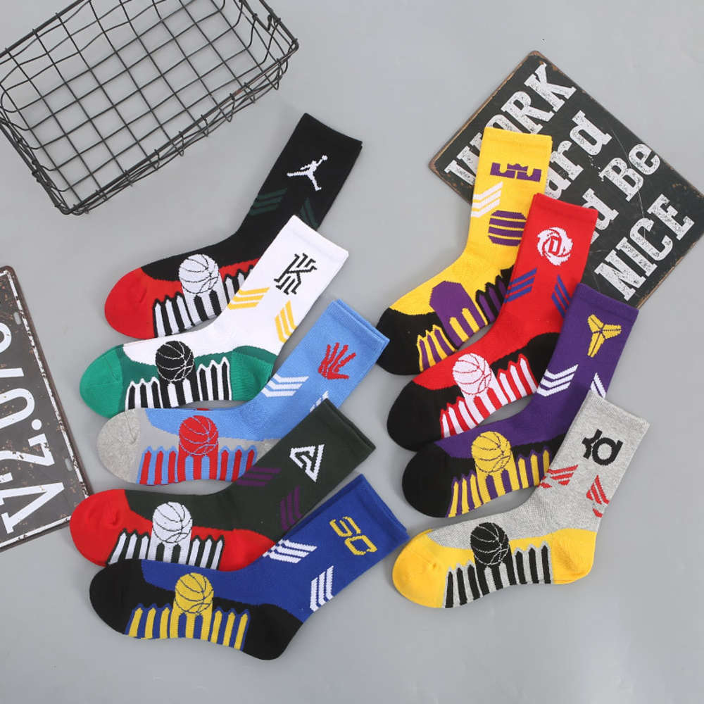 Socks men's autumn and winter new hip hop high tube socks Street letters fashion sports basketball, Black
Socks men's autumn and winter new hip hop high tube socks Street letters fashion sports basketball, Black