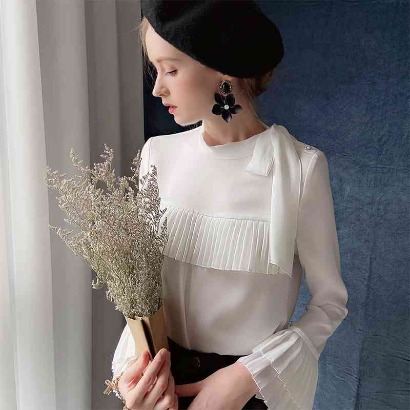 Dabuwawa Elegant Pleated Front Blouse Women Autumn Ruffle Sleeve Bow Neck Casual Solid Blouses Shirts Office Lady DT1CST005 210520
