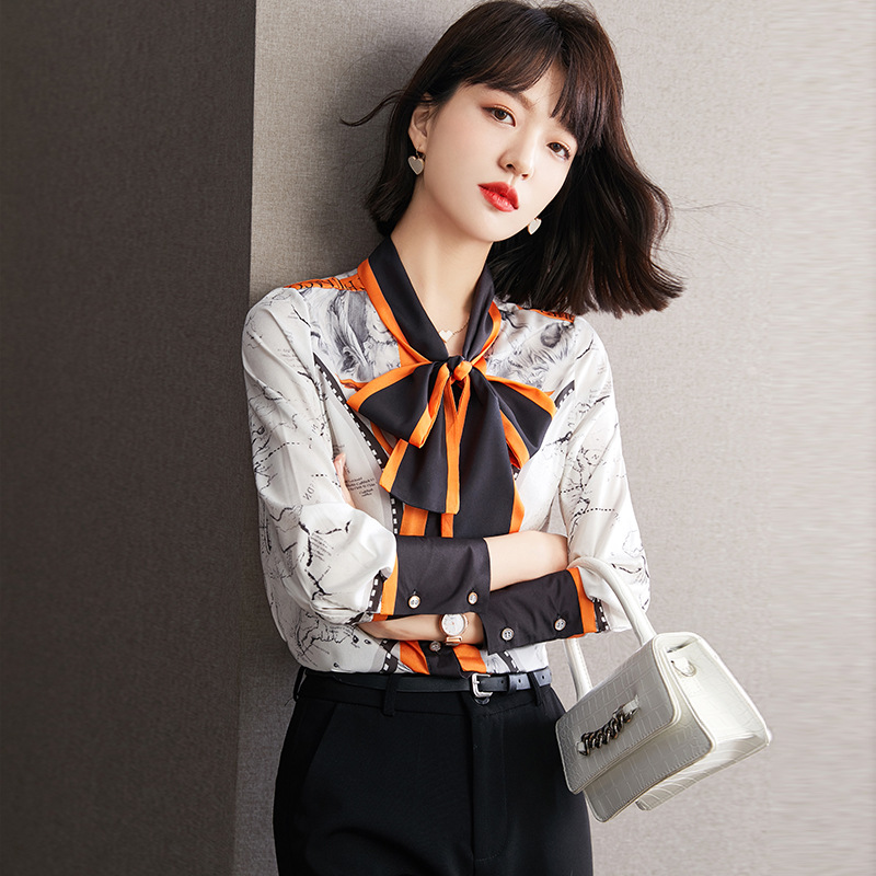 Luxury Designer Runway Women Ribbon Shirts Fancy World Map Printed Bow Tie Neck Ladies Casual Office Blouses Classic Button Long Sleeve Chiffon Party Tops Winter, Contrast color
Luxury Designer Runway Women Ribbon Shirts Fancy World Map Printed Bow Tie Neck Ladies Casual Office Blouses Classic Button Long Sleeve Chiffon Party Tops Winter, Contrast color