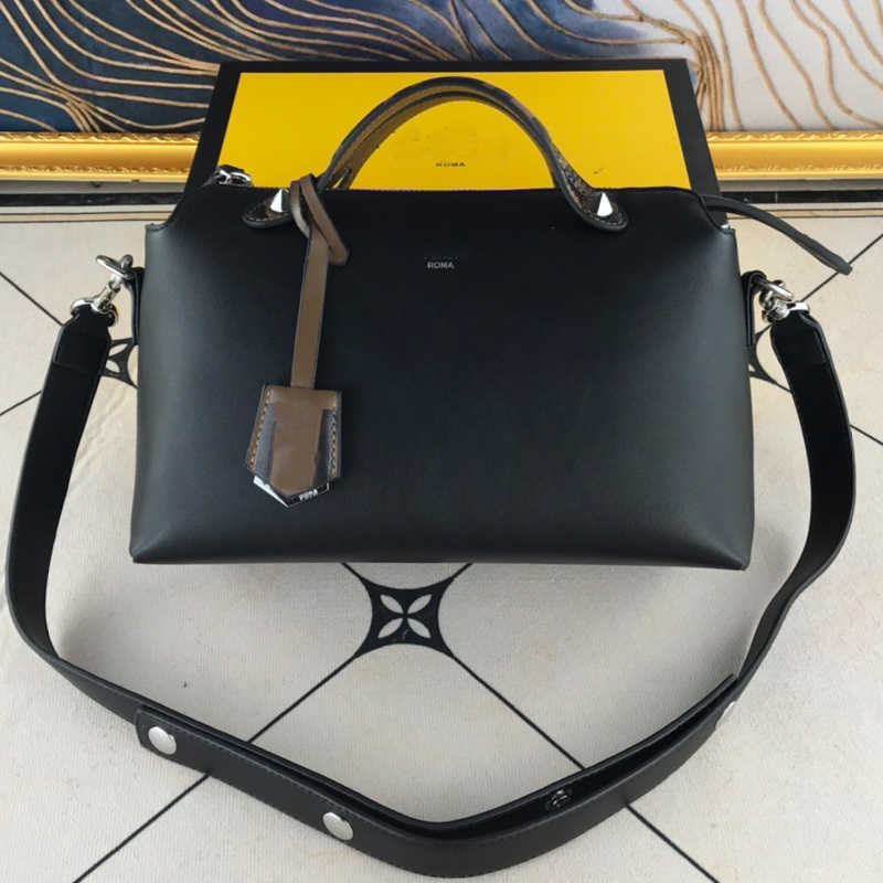 Hanghhangbag Women S Mini Luxurys Designers Bags 2021 designer Womens handbags Purses Crossbody Bag Wallet Handbag Louisbags_18 Tote Pu BZ67
Hanghhangbag Women S Mini Luxurys Designers Bags 2021 designer Womens handbags Purses Crossbody Bag Wallet Handbag Louisbags_18 Tote Pu BZ67