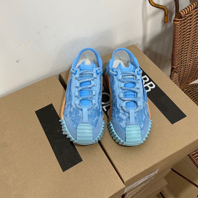 Men Women Casual Shoes Sneakers Cushion Triple S Dad Shoes Mixed Colors Thick Combination Nitrogen Outsole Crystal Bottom Sneakers, Black
Men Women Casual Shoes Sneakers Cushion Triple S Dad Shoes Mixed Colors Thick Combination Nitrogen Outsole Crystal Bottom Sneakers, Black