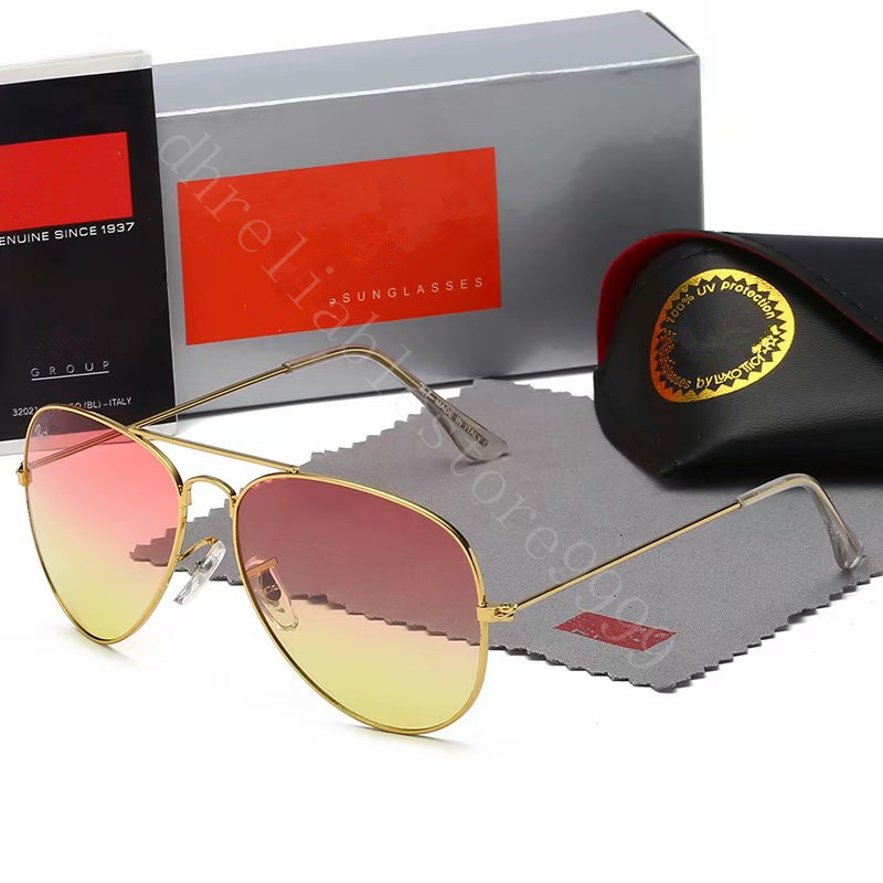 Mens Luxury designer Sunglasses For women 3025 R brand classic pilot fashion sun glasses UV400 gold frame green mirror 58mm lens with box
Mens Luxury designer Sunglasses For women 3025 R brand classic pilot fashion sun glasses UV400 gold frame green mirror 58mm lens with box