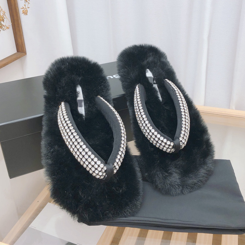 Designer Flat Heel Fur Slippers Women Autumn Winter Luxury Brand Thick Sole Rhinestone Decor Flipflops Outdoor Comfortable Leisure Shoes, Black
Designer Flat Heel Fur Slippers Women Autumn Winter Luxury Brand Thick Sole Rhinestone Decor Flipflops Outdoor Comfortable Leisure Shoes, Black