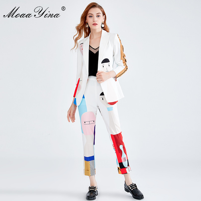 Fashion Designer Set Autumn Winter Women Long sleeve Cartoon Print loveliness Elegant Suit+Elastic waist Two-piece suit 210524, White
Fashion Designer Set Autumn Winter Women Long sleeve Cartoon Print loveliness Elegant Suit+Elastic waist Two-piece suit 210524, White