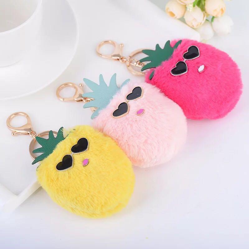 Keychains Fashion Cute Plush Fruit Key Chains Creative Glasses Pineapple Car Keychain Female Bags Pendant Accessories Girl Gift
