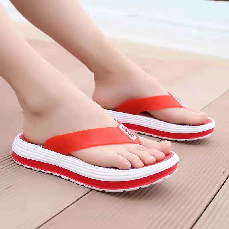 Classic luxury Woman Summer Outdoor Casual Beach Flip Flops Men's Luxury Slippers Sandals Unisex Couple Shoeclogs Tennis Crogs Working, Black
Classic luxury Woman Summer Outdoor Casual Beach Flip Flops Men's Luxury Slippers Sandals Unisex Couple Shoeclogs Tennis Crogs Working, Black