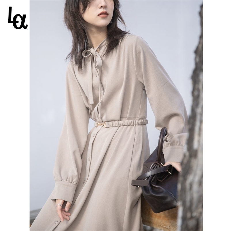 Black Elegant Dress Women Winter Long Designer Midi Female Loose Hepburn French Style High Street Korean 210519
Black Elegant Dress Women Winter Long Designer Midi Female Loose Hepburn French Style High Street Korean 210519