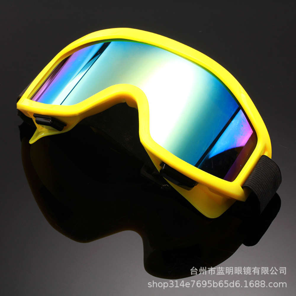 Motorcycle cross country locomotive goggles, outdoor windproof lens, helmet glasses, skiing glasses
Motorcycle cross country locomotive goggles, outdoor windproof lens, helmet glasses, skiing glasses
