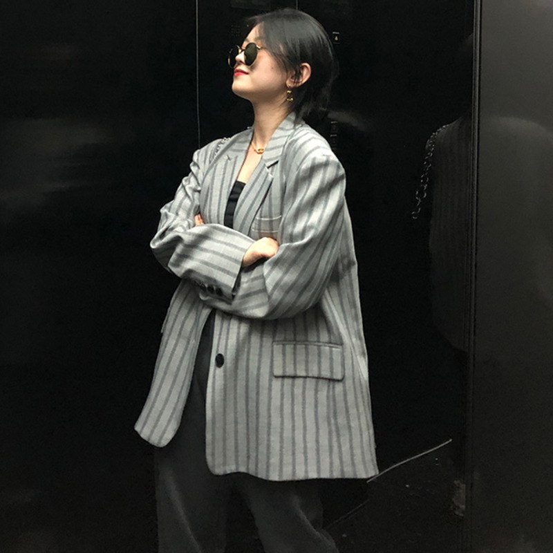 Autumn Women's Handsome Grey Stripe Blazer Casual Large Size Fashion Turn-down Collar Long Sleeve Suit Coat ZC18 210427