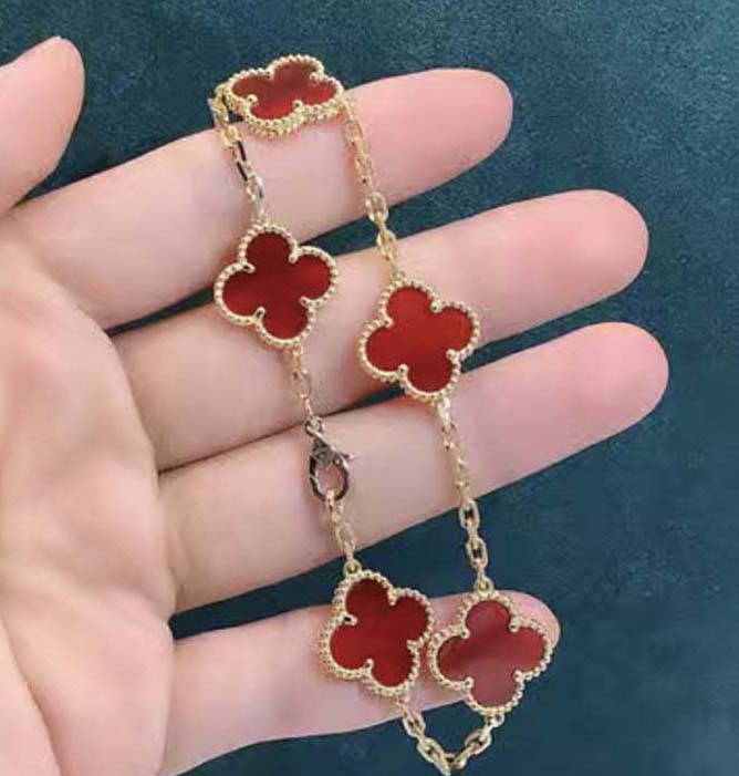 5 Colors Fashion Classic 4/Four Leaf Clover Charm Bracelets Bangle Chain 18K Gold Agate Shell Mother-of-Pearl for Women&Girls Wedding Mother's Day Jewelry Women GifD
5 Colors Fashion Classic 4/Four Leaf Clover Charm Bracelets Bangle Chain 18K Gold Agate Shell Mother-of-Pearl for Women&Girls Wedding Mother's Day Jewelry Women GifD