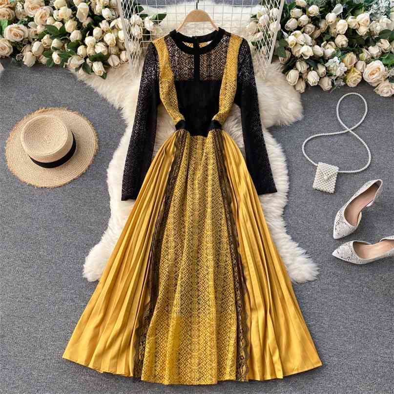 Spring Fashion Women Round Neck Elegant Lace Long-sleeved Bump-and-roll Pleated A-line Dress Vintage Vestidos S029 210527