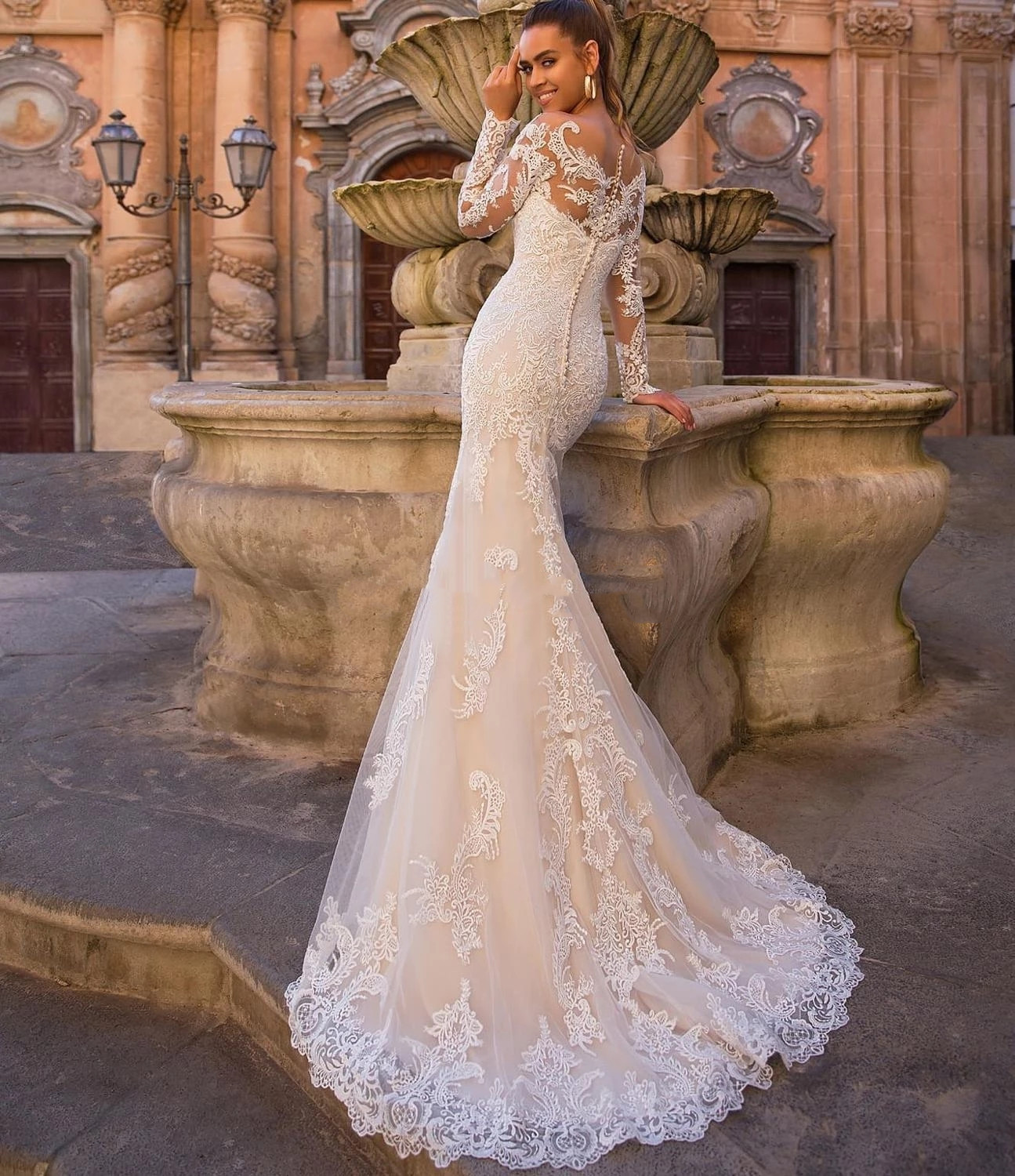 Long Sleeves Vintage Mermaid Wedding Dresses with Detachable Skirt 2 in 1 Luxury lace applique garden farm bridal gowns robes