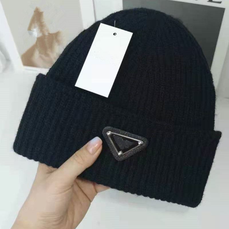 2022 Knitted Hat Luxury Cashmere Caps Letters Casual Winter Beanie Unisex Outdoor Bonnet Knit Hats Fashion High Quality Multiple Colors Optional Fast delivery, Black
2022 Knitted Hat Luxury Cashmere Caps Letters Casual Winter Beanie Unisex Outdoor Bonnet Knit Hats Fashion High Quality Multiple Colors Optional Fast delivery, Black